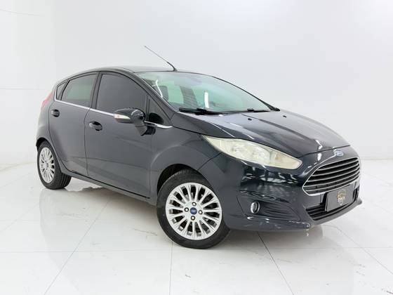 FORD FIESTA 1.6 TITANIUM HATCH 16V FLEX 4P POWERSHIFT FORD FIESTA 1.6 TITANIUM HATCH 16V FLEX 4P POWERSHIFT